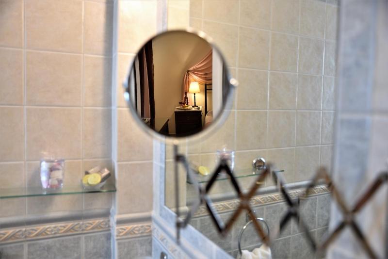 Double Room with Balcony image 1