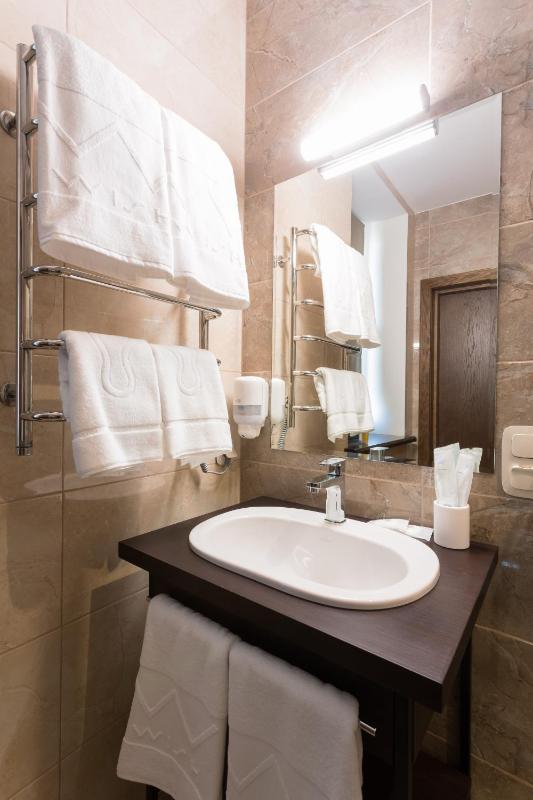 Family Suite with Balcony and Access to the Spa image 3