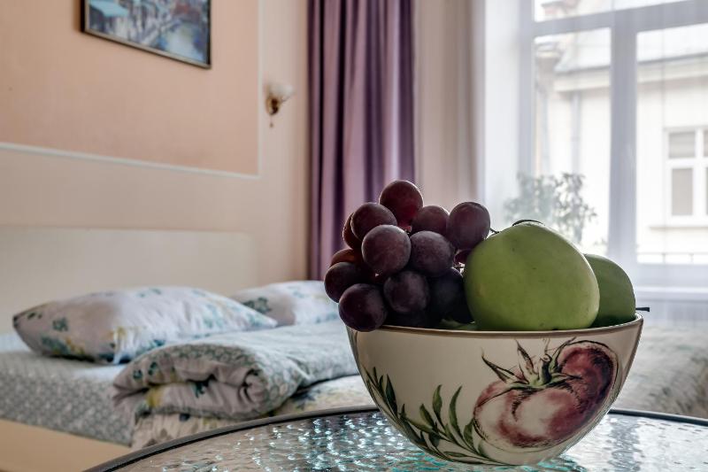Studio Apartment image 1