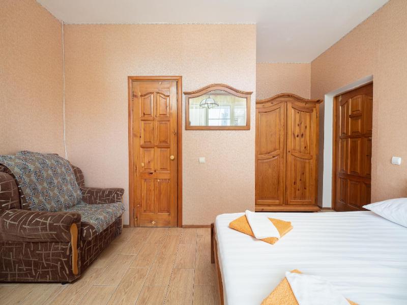 Double or Twin Room image 2