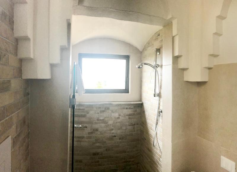 Double Room with Private External Bathroom image 3