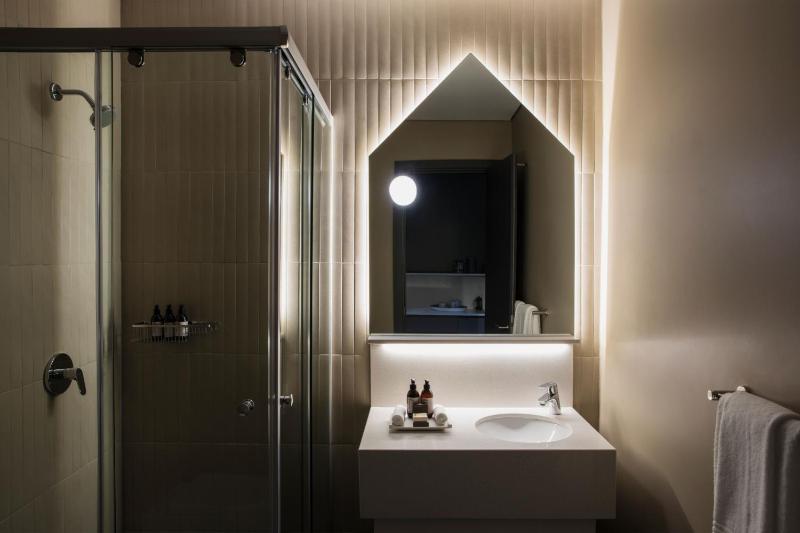Home Suite Hotels Rosebank - image 8