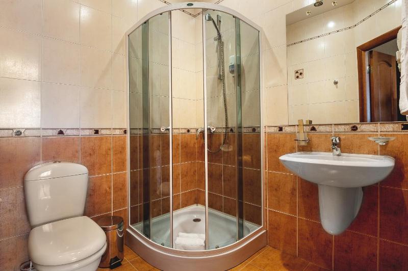 Standard Twin Room image 2