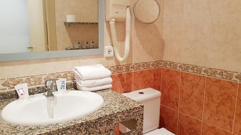 Triple Room image 3