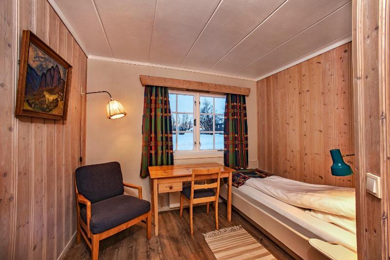 Single Room image 1