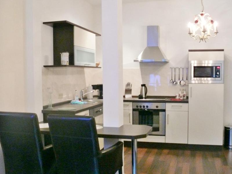 Deluxe Apartment image 2