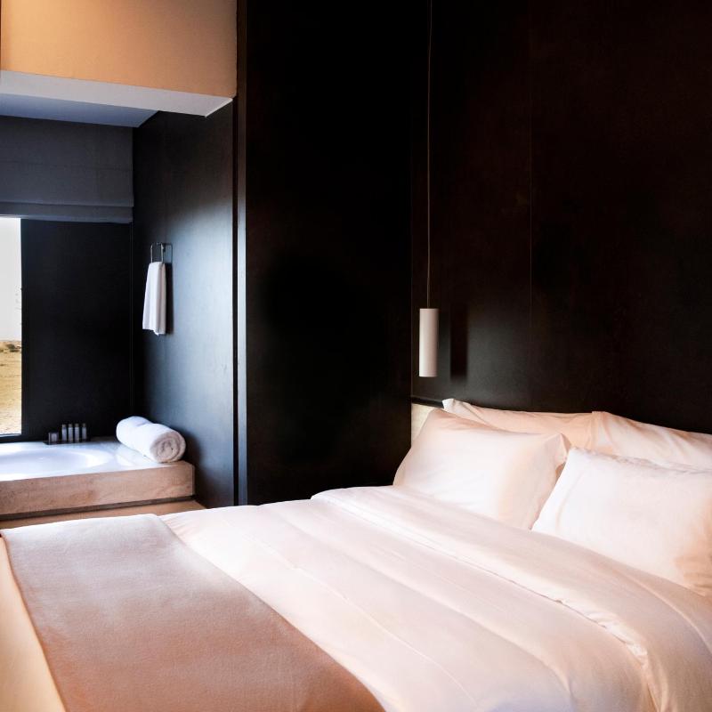 Exclusive & Private Al Faya Retreat Usage (5 rooms included) image 1