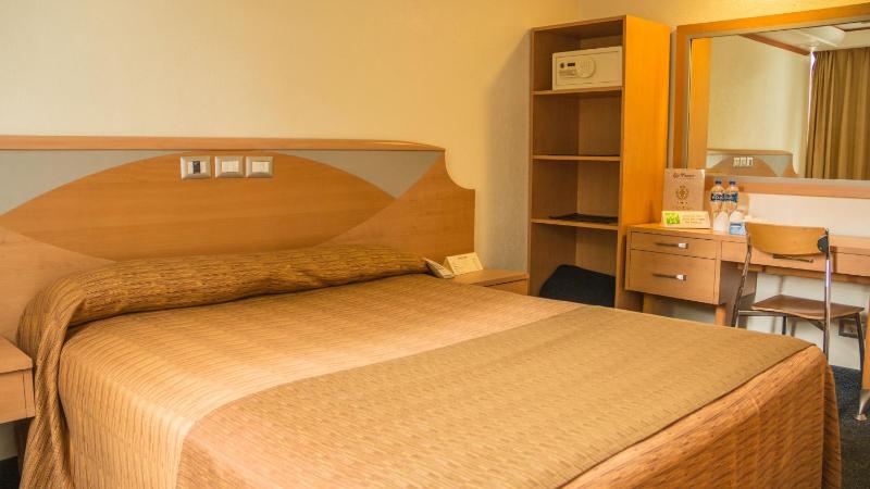 Hotel Milan CDMX - image 6