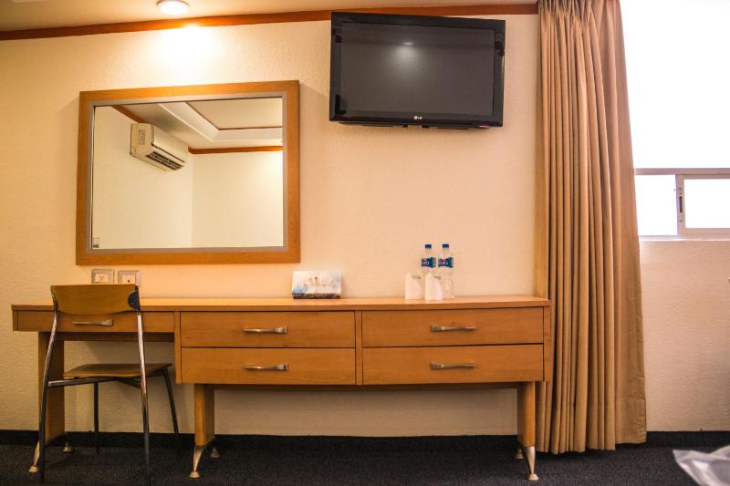 Hotel Milan CDMX - image 31