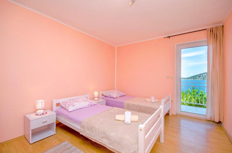 Apartment Barisa - image 4