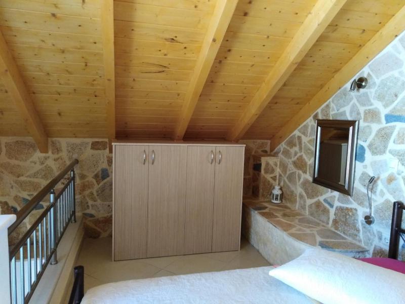 Deluxe Triple Room with Sea View image 3
