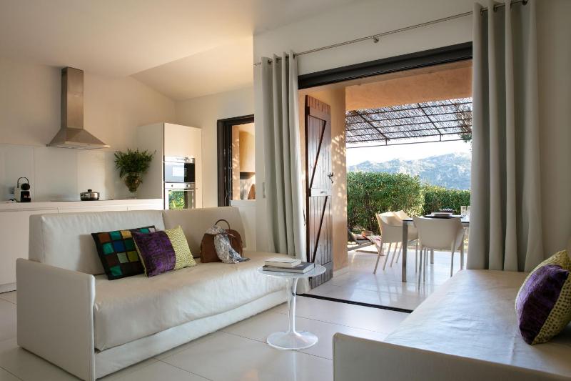 Premium Two-Bedroom Villa image 4