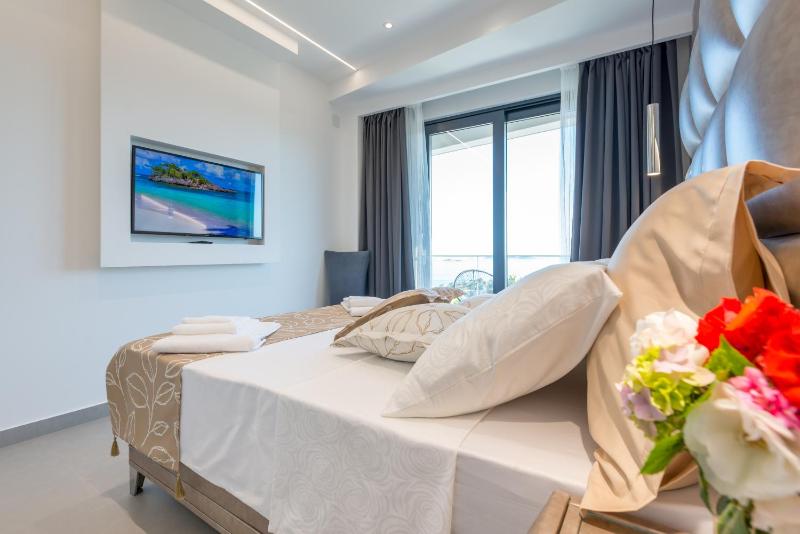 Exclusive Villa Mative - image 17