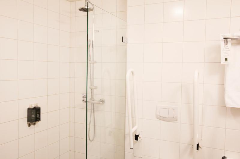 Deluxe Double Room image 3