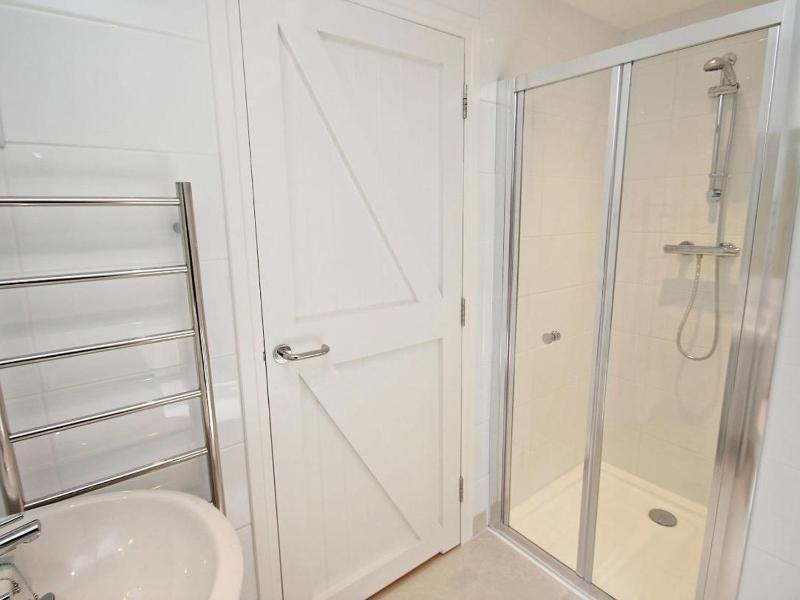 Cot Valley Cottage - image 23