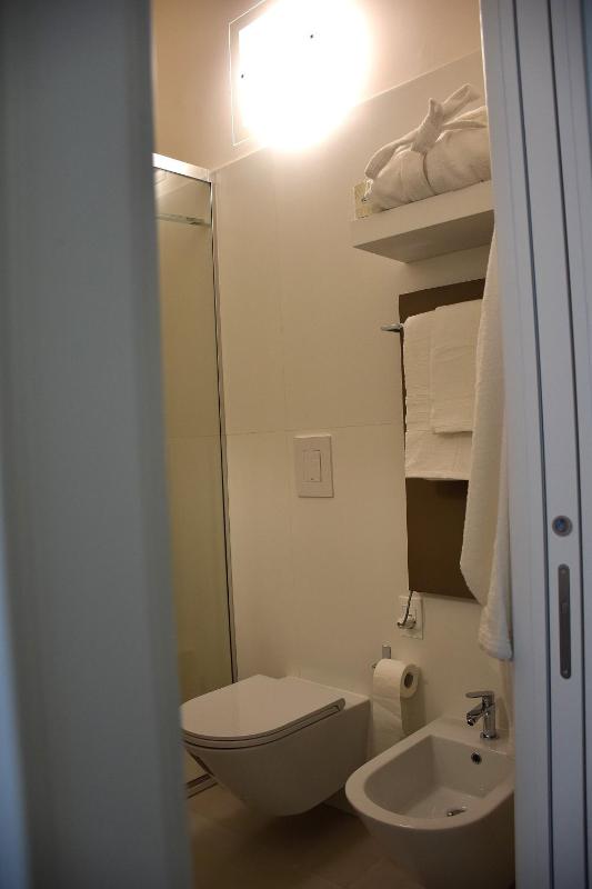 Double Room image 1