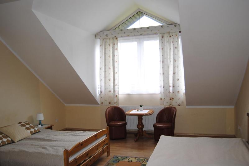 Quadruple Room image 2