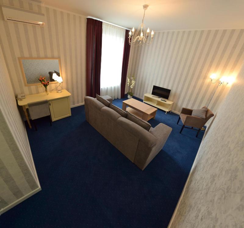 Family Junior Suite image 3