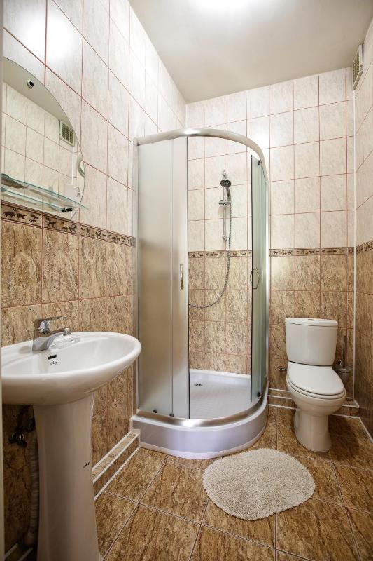 One-Bedroom Suite image 2