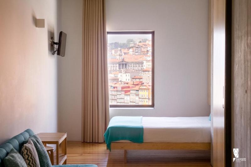 Studio Apartment with River View image 2