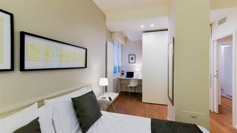 One-Bedroom Apartment image 1