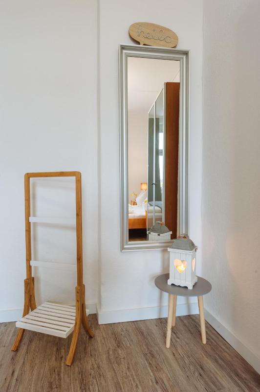 Apartment (4 Adults) image 3