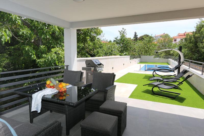 House Anika - image 4