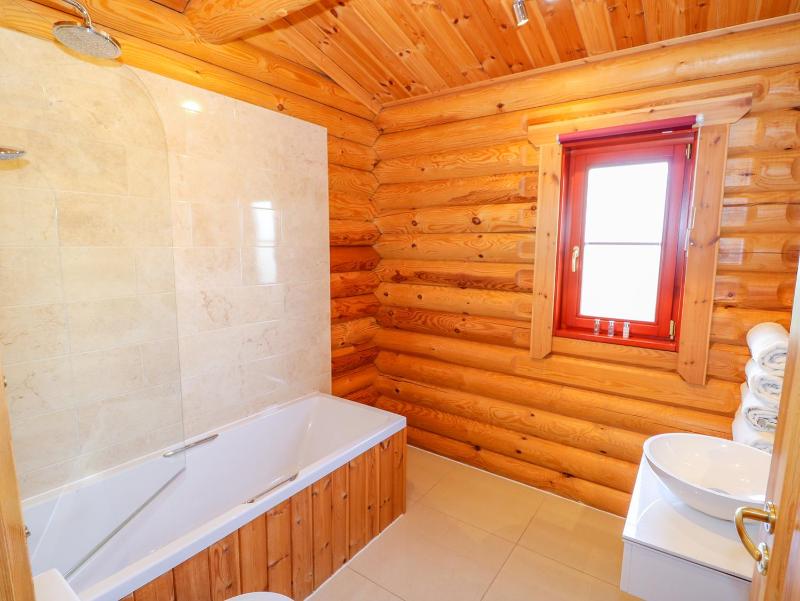 Holiday Home image 4