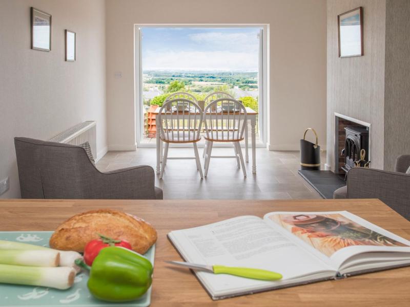 Holiday Home image 4