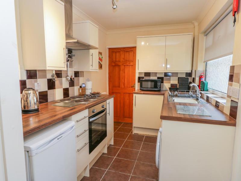 18 Howard Street - image 1