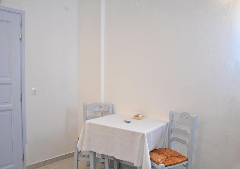Apartment with Sea View image 3