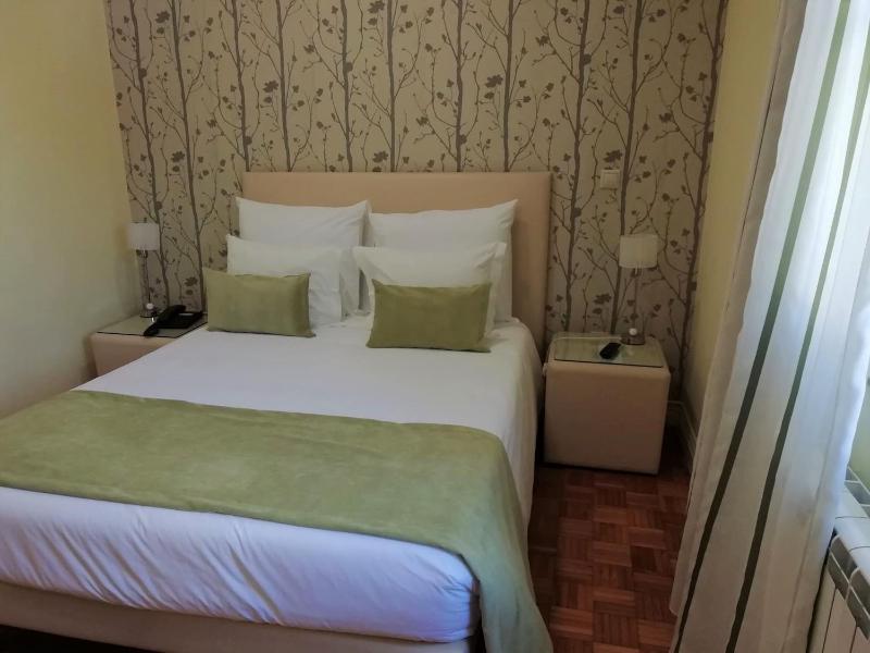 Single Room image 4
