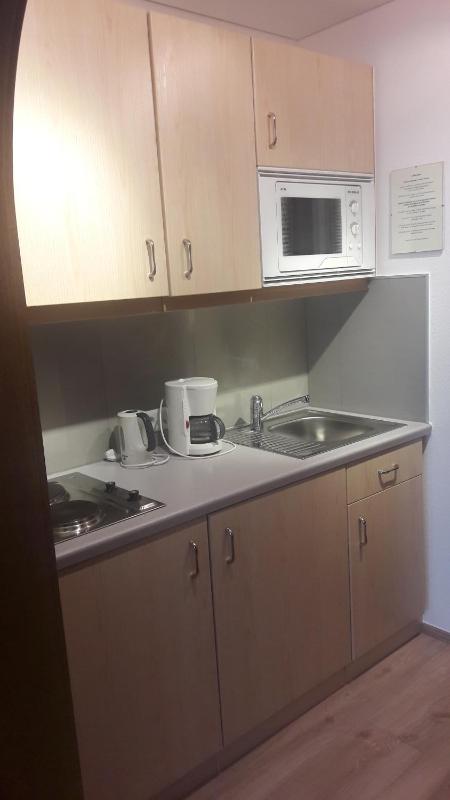 Studio Apartment image 4