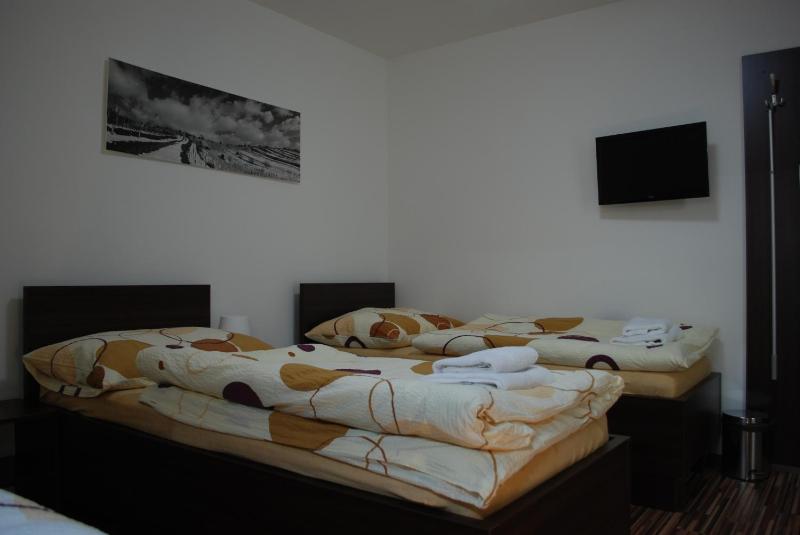 Triple Room image 2