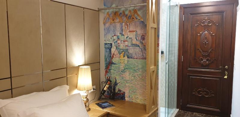 Studio Apartment image 4
