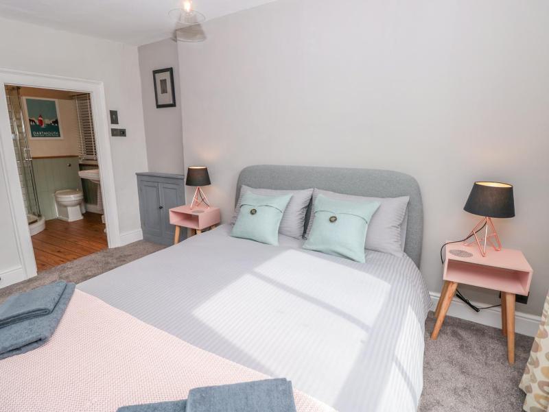 Apartment image 2