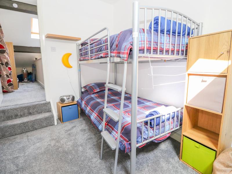 Apartment image 2