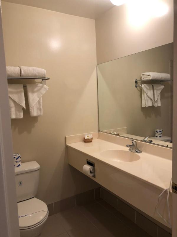 Deluxe Double Room (2 Adults + 1 Child) image 2