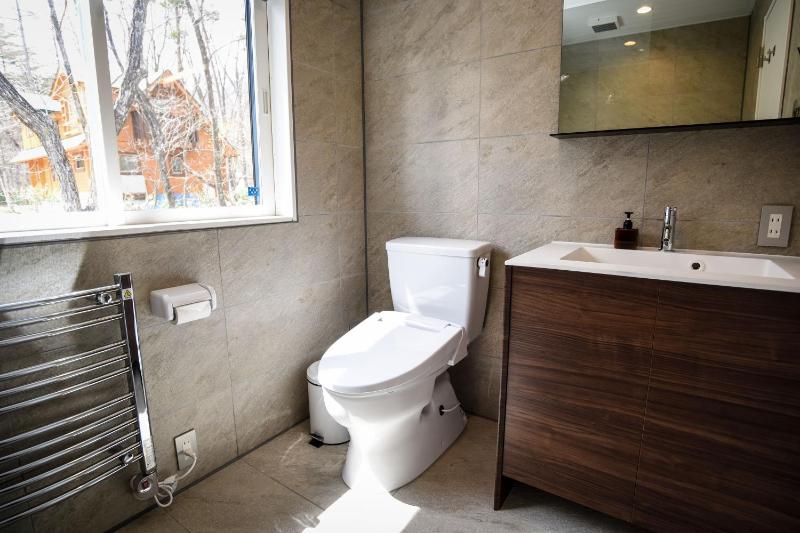 Holly House - image 48