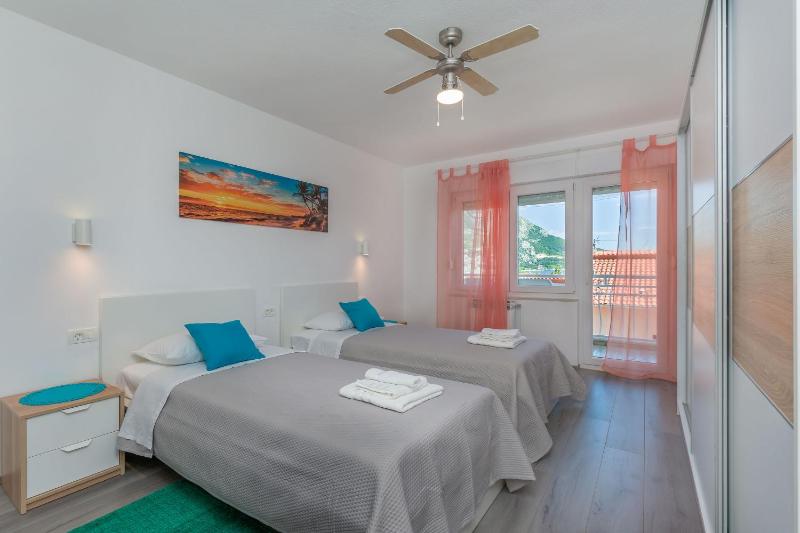 Apartment Adrian - image 9