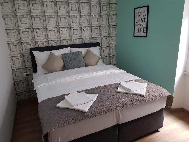 Quadruple Room image 1