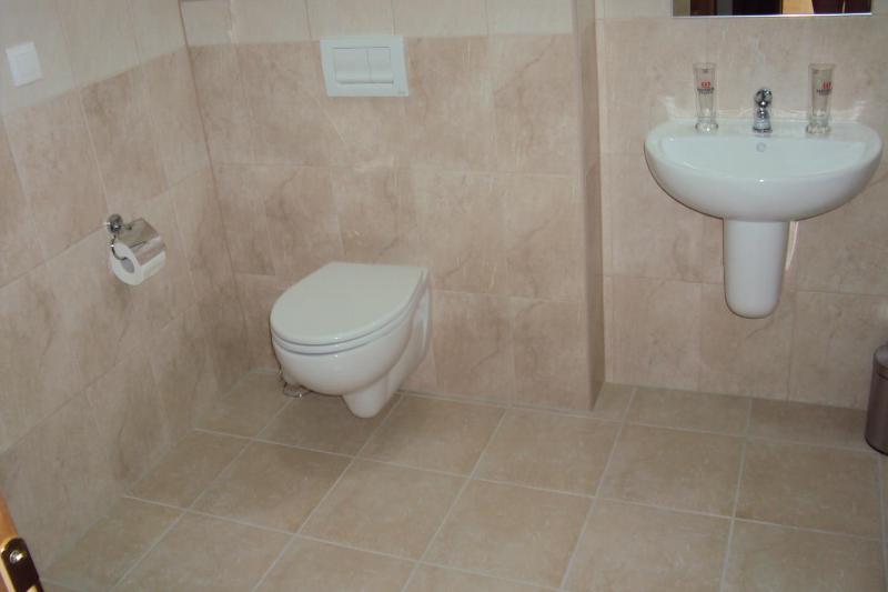 Double Room image 1