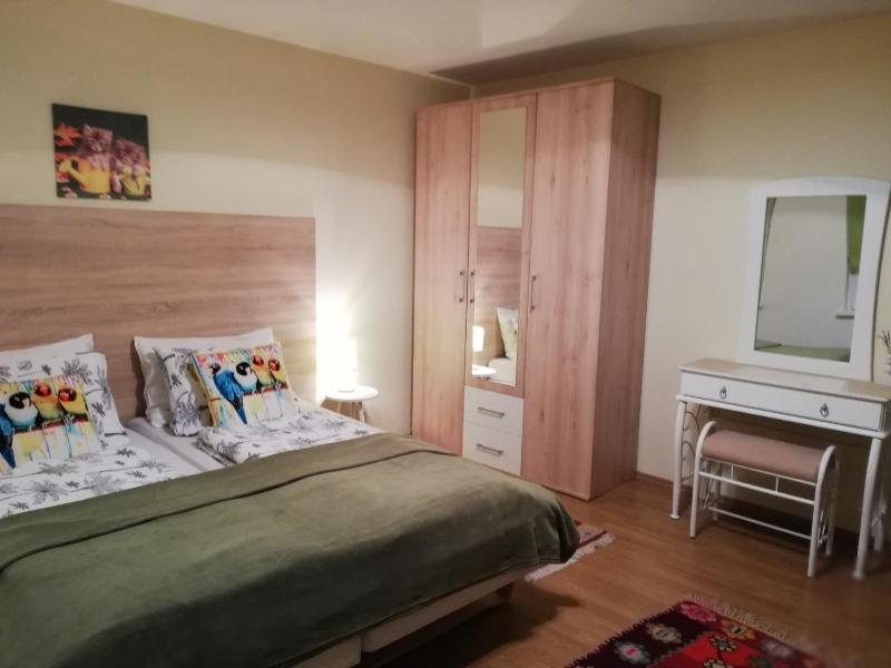THE ORCHID Apartment - image 1