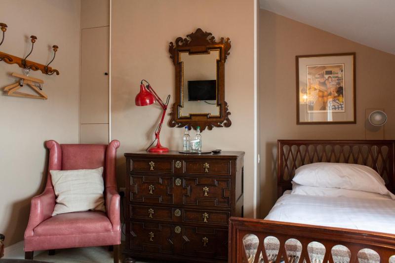 The Carden Arms - image 31
