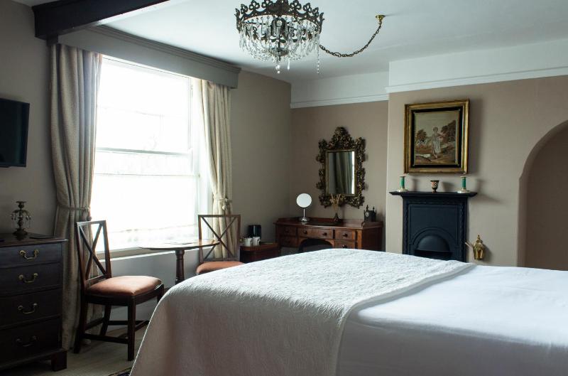 The Carden Arms - image 32