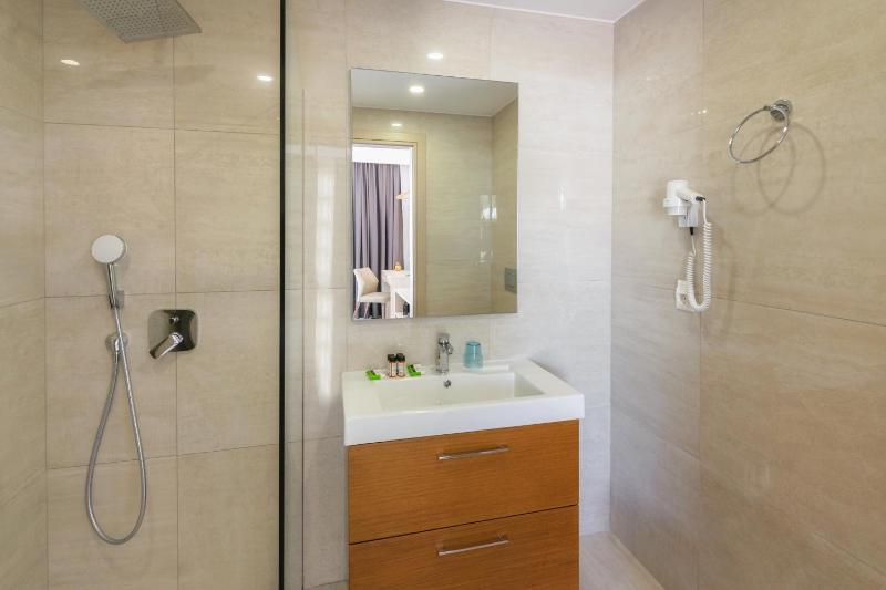 Junior Suite image 4