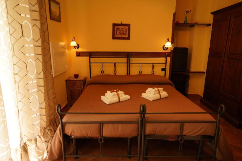 Double Room - Disability Access image 1
