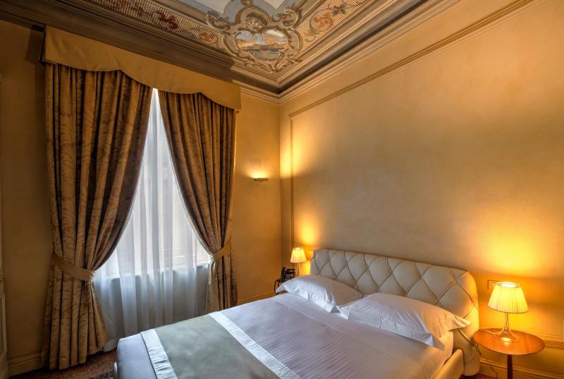 Hotel Rua Frati 48 in San Francesco - image 10