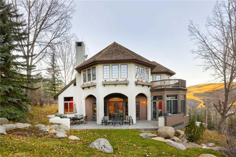 Five-Bedroom House image 2
