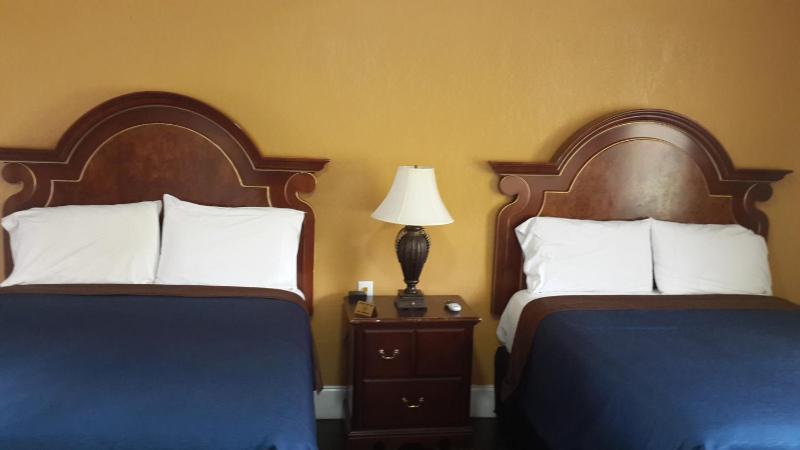 Family Suite - Non-Smoking image 2